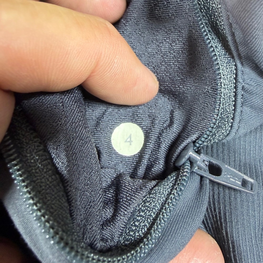 Lululemon Define Jacket Womens 4 Charcoal Grey Full Zip Lulu Yoga Activewear - Picture 3 of 5